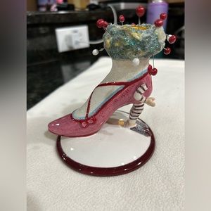 Department 56 Christmas Krinkles High Heel Shoe Taper Candle Holder